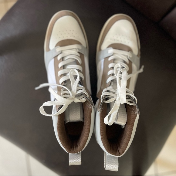 H&M White and Tan HI-TOP TRAINERS Size 11 - Picture 5 of 9